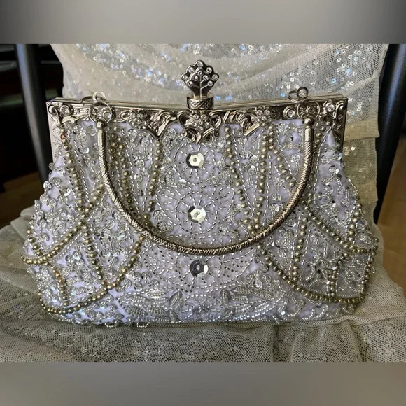 Elegant Silver Beaded Clutch with Crossbody Strap - Picture 2 of 14